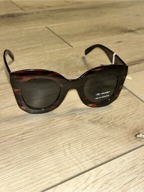 Classic Tortoiseshell Cat-Eye Sunglasses - Brown